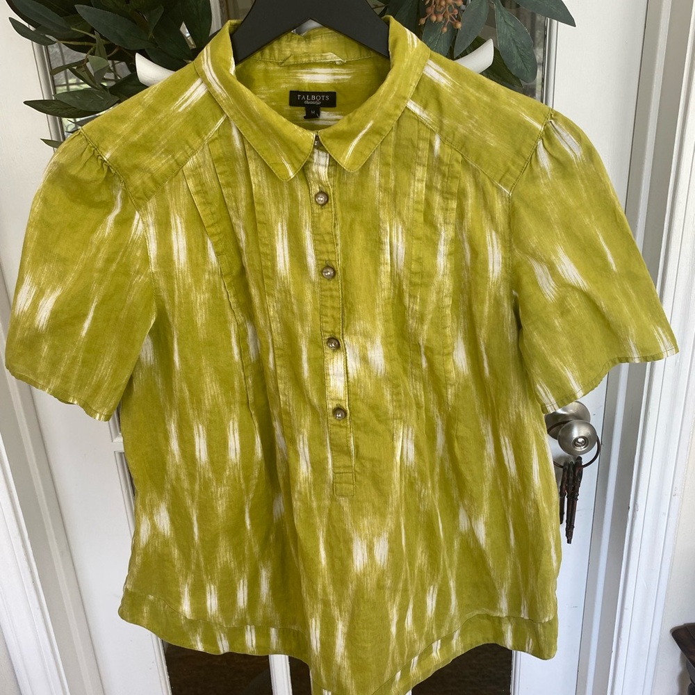 Talbots Chartreuse Avocado Green Button Down Ss M - image 1